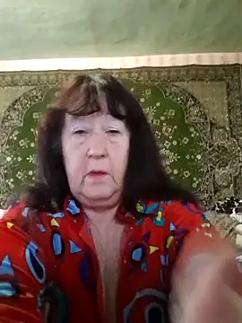 CrystalLime6411 online show from December 2, 8:41 am