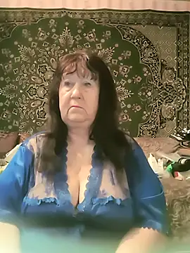 CrystalLime6411 online show from March 14, 3:45 am