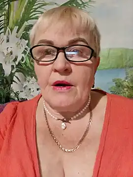 Snapshot of VioletSweet5566 chatting on September 14, 4:17 pm VioletSweet5566 online show from September 14, 4:17 pm