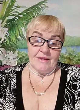 Snapshot of VioletSweet5566 chatting on September 20, 4:30 pm VioletSweet5566 online show from September 20, 4:30 pm