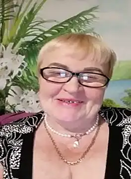 Snapshot of VioletSweet5566 chatting on September 24, 6:00 pm VioletSweet5566 online show from September 24, 6:00 pm