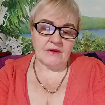 Snapshot of VioletSweet5566 chatting on October 25, 8:00 am VioletSweet5566 online show from October 25, 8:00 am