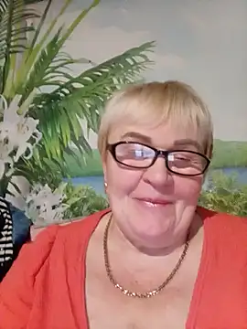 Snapshot of VioletSweet5566 chatting on November 7, 7:47 pm VioletSweet5566 online show from November 7, 7:47 pm