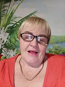 Snapshot of VioletSweet5566 chatting on November 10, 8:08 pm VioletSweet5566 online show from November 10, 8:08 pm