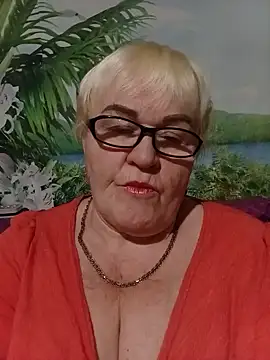 Snapshot of VioletSweet5566 chatting on November 14, 9:46 pm VioletSweet5566 online show from November 14, 9:46 pm