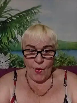 Snapshot of VioletSweet5566 chatting on November 21, 3:54 pm VioletSweet5566 online show from November 21, 3:54 pm