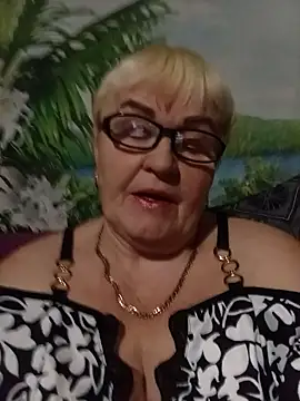 Snapshot of VioletSweet5566 chatting on November 28, 4:31 pm VioletSweet5566 online show from November 28, 4:31 pm