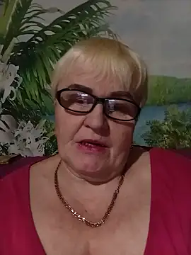 Snapshot of VioletSweet5566 chatting on December 4, 5:10 pm VioletSweet5566 online show from December 4, 5:10 pm