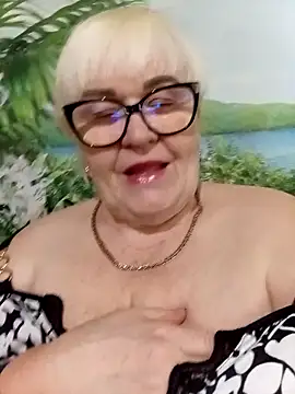 VioletSweet5566 online show from May 5, 12:57 pm