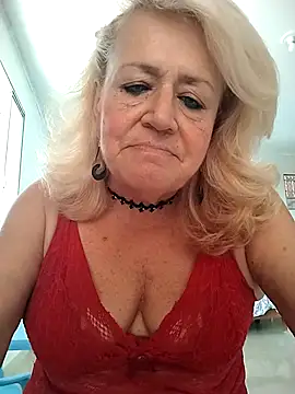 Snapshot of Belladama61 chatting on February 24, 11:41 am Belladama61 online show from February 24, 11:41 am