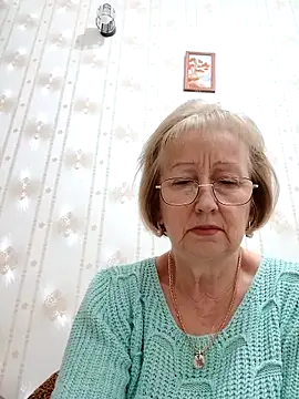 AlikaSwan5821 online show from November 18, 8:02 pm