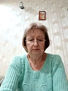 AlikaSwan5821 online show from February 8, 2:42 pm