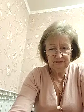 AlikaSwan5821 online show from February 24, 2:04 pm