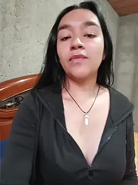 Snapshot of Williams_Hera chatting on April 22, 10:55 pm Williams Hera online show from April 22, 10:55 pm