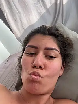 Snapshot of miss_silvia chatting on October 27, 8:35 pm miss silvia online show from October 27, 8:35 pm