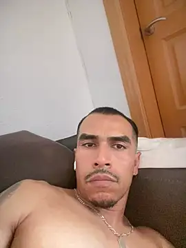 alberto5987 online show from April 12, 8:08 am