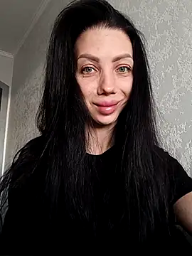 Snapshot of Princessa99885 chatting on October 15, 6:24 am Princessa99885 online show from October 15, 6:24 am