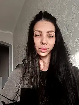 Snapshot of Princessa99885 chatting on October 23, 6:13 am Princessa99885 online show from October 23, 6:13 am