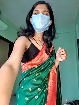 Shivani2002 online show from February 11, 3:11 am