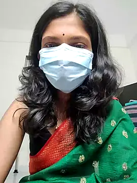 Shivani2002 online show from April 7, 12:44 am