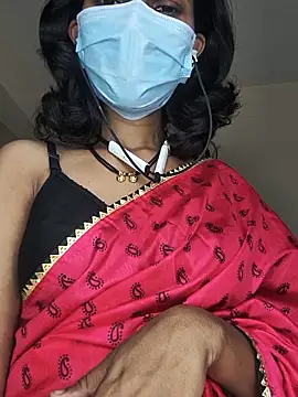 Shivani2002 online show from June 23, 2:53 am