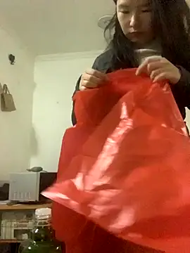 Snapshot of SSlady521 chatting on November 28, 3:25 pm SSlady521 online show from November 28, 3:25 pm