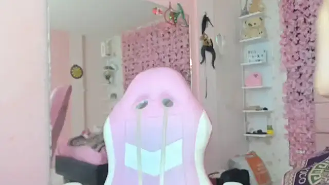 Snapshot of Littlecat_1 chatting on September 25, 3:54 am Littlecat 1 online show from September 25, 3:54 am