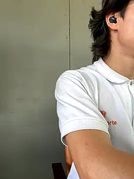 AlexanderHall online show from November 26, 8:10 pm