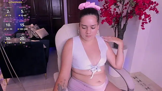 karlie small online show from March 25, 7:42 pm