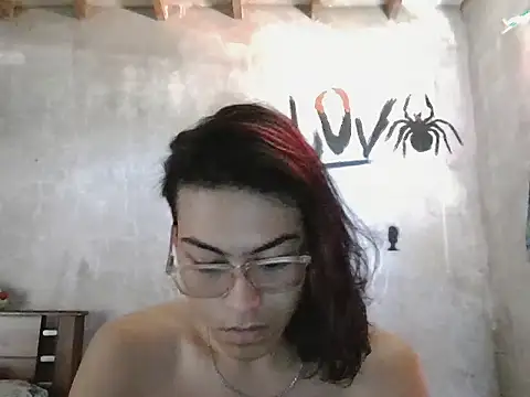 dirty model online show from April 9, 2:33 pm