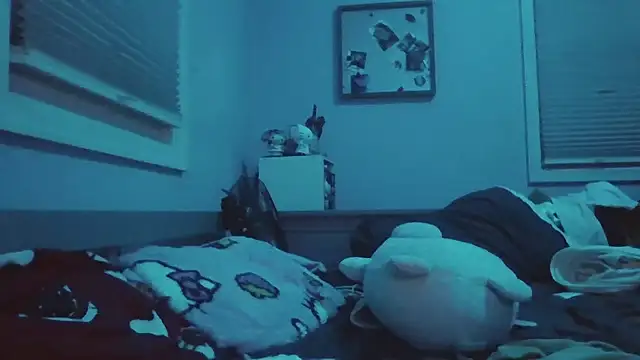 Liam axel35 online show from September 15, 1:16 am