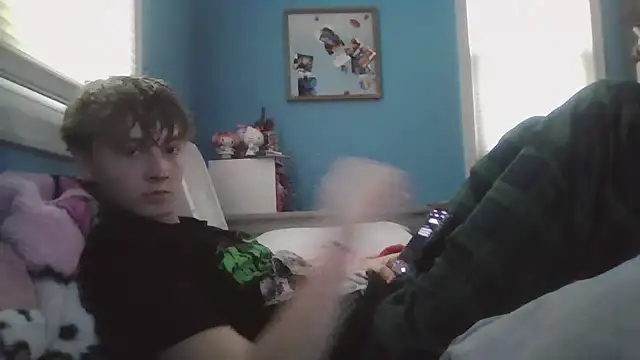 Liam axel35 online show from November 4, 8:30 pm