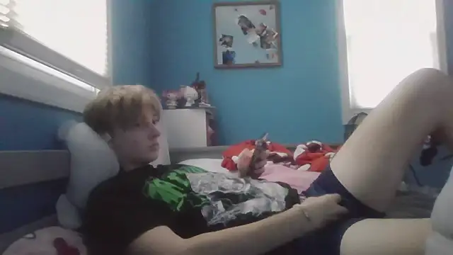 Liam axel35 online show from November 10, 9:03 pm