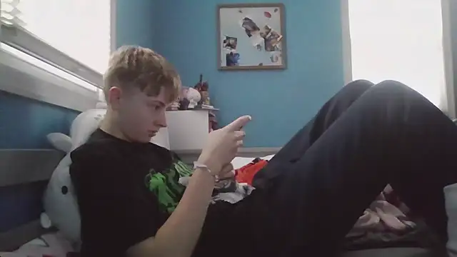 Liam axel35 online show from November 19, 8:42 pm