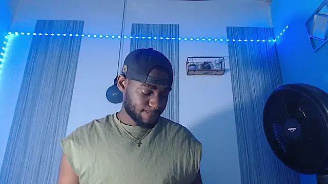 eebony stallion online show from February 10, 3:21 am