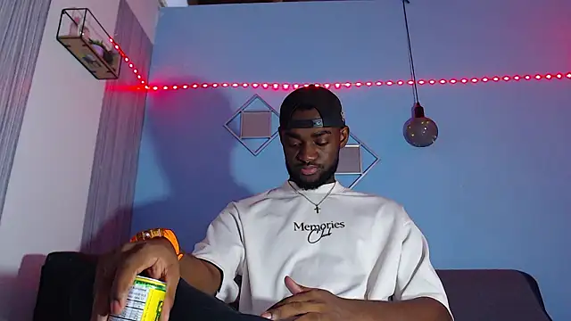 eebony stallion online show from March 6, 3:14 am