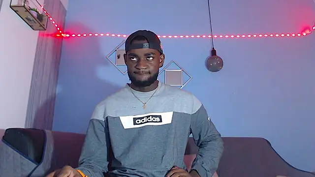 eebony stallion online show from March 8, 2:37 am