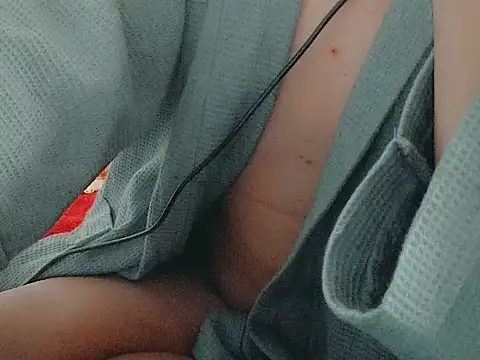 YEUTHUONGNHAU online show from December 19, 6:37 pm