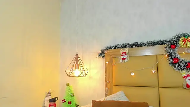 MELISSAROUGE online show from November 28, 1:08 am