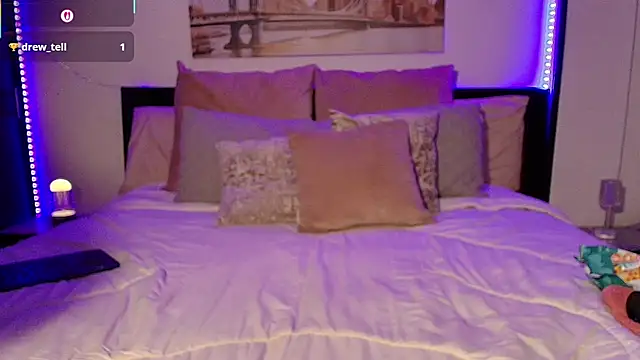 Snapshot of kattaleya14 chatting on February 6, 3:44 am kattaleya14 online show from February 6, 3:44 am