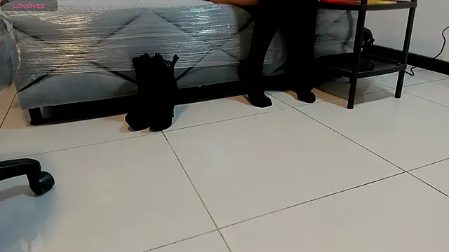 Snapshot of Lilith_Zamara chatting on December 16, 1:38 pm Lilith Zamara online show from December 16, 1:38 pm