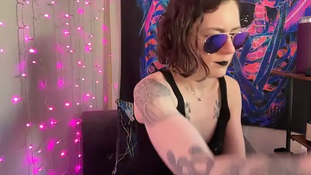 mistressannafoxx online show from October 7, 9:23 pm