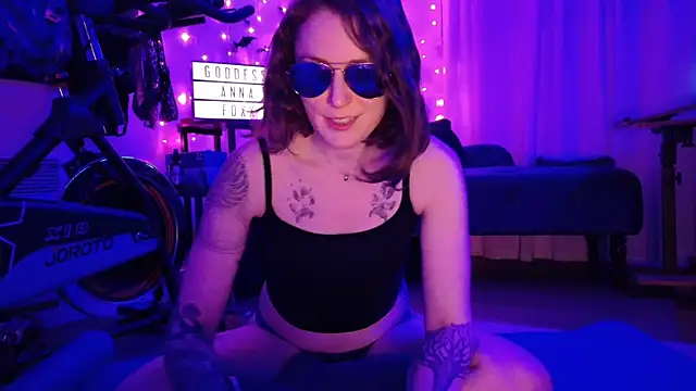 mistressannafoxx online show from March 15, 3:12 am