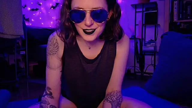 mistressannafoxx online show from April 21, 12:12 am