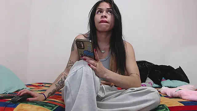 Snapshot of toxic_sweet_ chatting on October 28, 1:09 am toxic sweet online show from October 28, 1:09 am