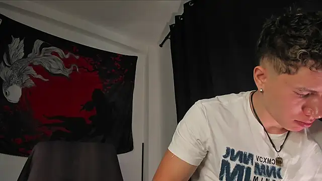 Snapshot of nathan_blake chatting on July 2, 9:21 pm nathan blake online show from July 2, 9:21 pm