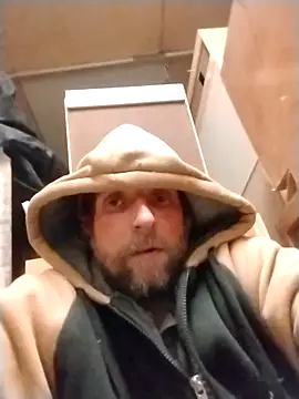 CatchyPart93 online show from December 17, 2:06 am