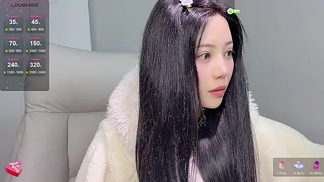 Amy-i online show from February 10, 6:12 pm