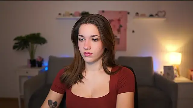 Snapshot of kissie_cat chatting on January 10, 12:18 pm kissie cat online show from January 10, 12:18 pm