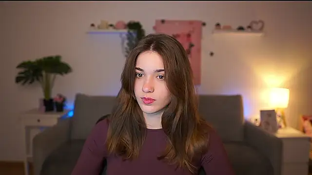 Snapshot of kissie_cat chatting on January 12, 2:11 pm kissie cat online show from January 12, 2:11 pm